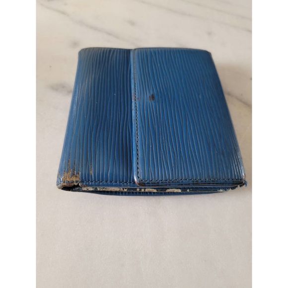 Louis Vuitton Blue Textured Leather Wallet - Picture 4 of 6